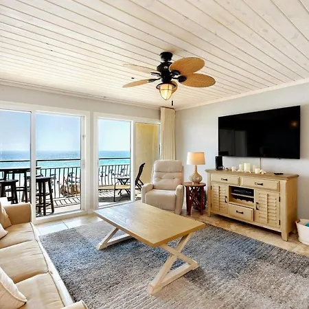 Deja View Beachfront Sunrise Beach Svc Included